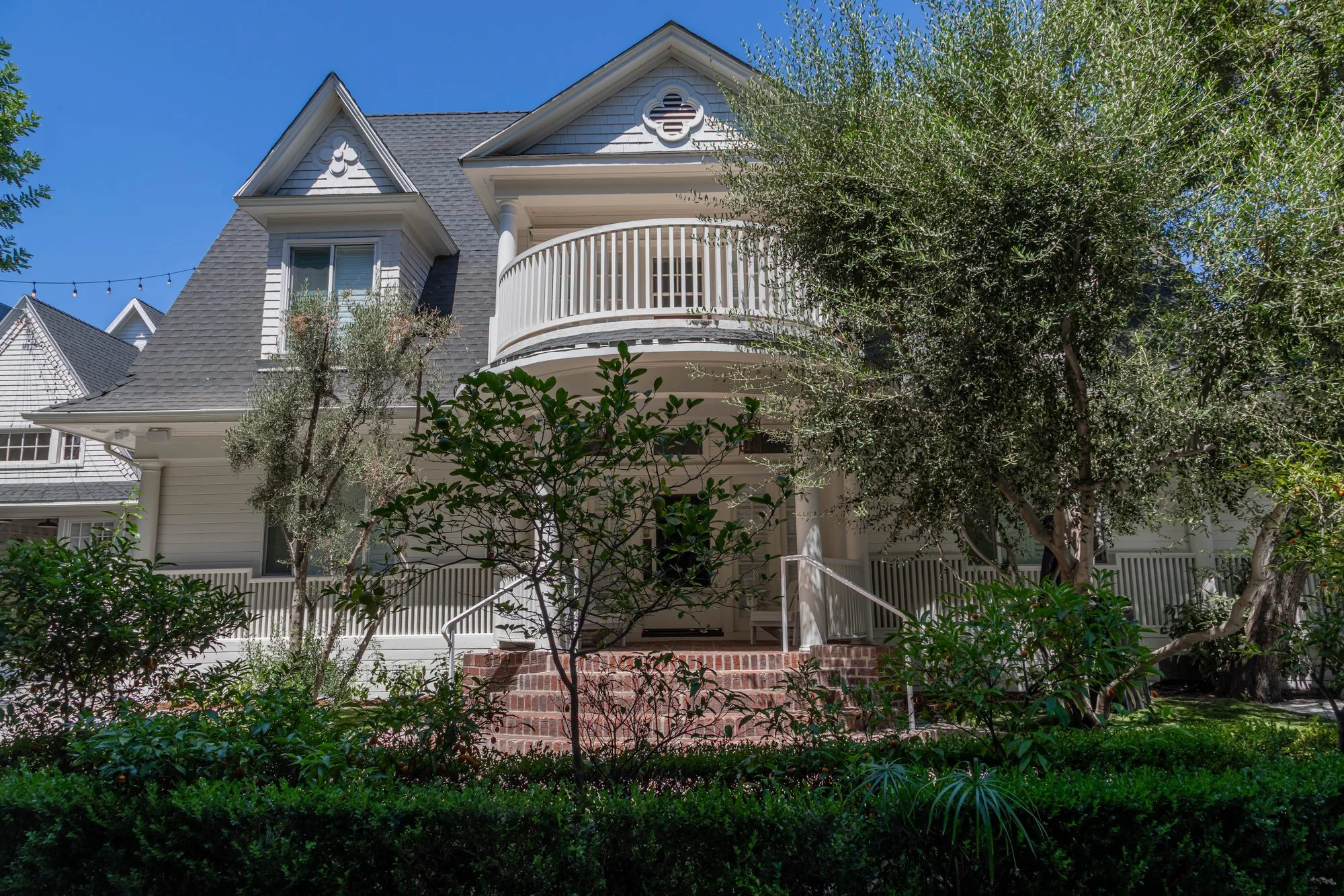 The front of Lombardi House from the street